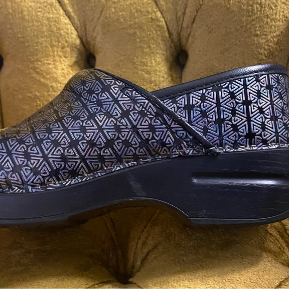 Dansko clogs - Size 36 (6) - Like new - Picture 4 of 10